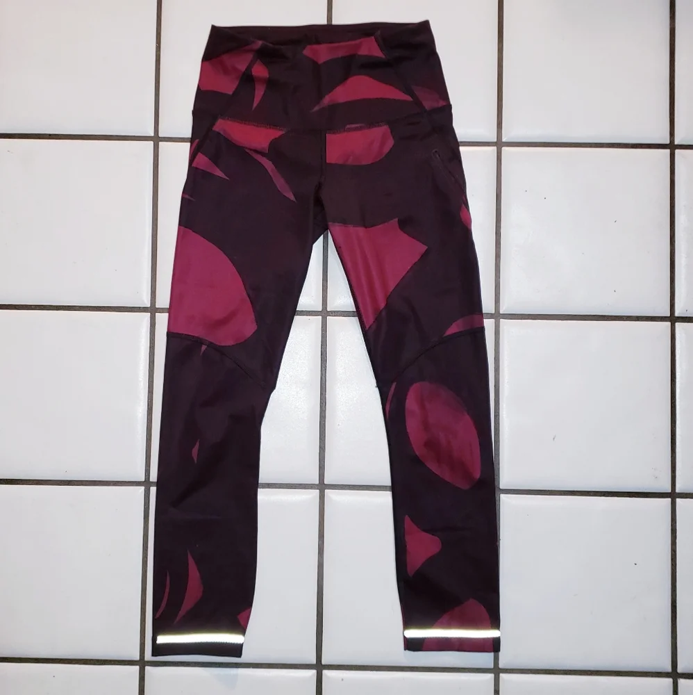 Lululemon All Sport Crop Back Spin Stroke Dashing Purple Black Leggings 2 Yoga